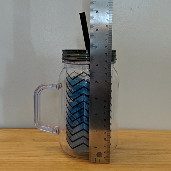 Plastic Reusable Cup - Picture 2 of 4